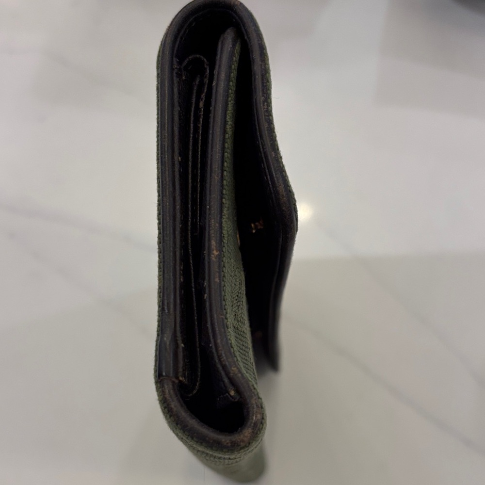 Louis Vuitton Olive Monogram Clutch - Picture 3 of 6